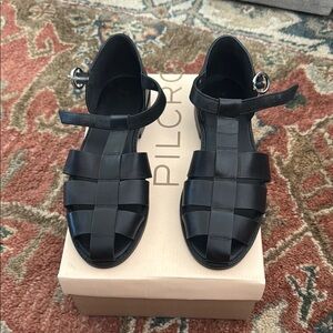 Pilcro Black Women's Fisherman Sandals